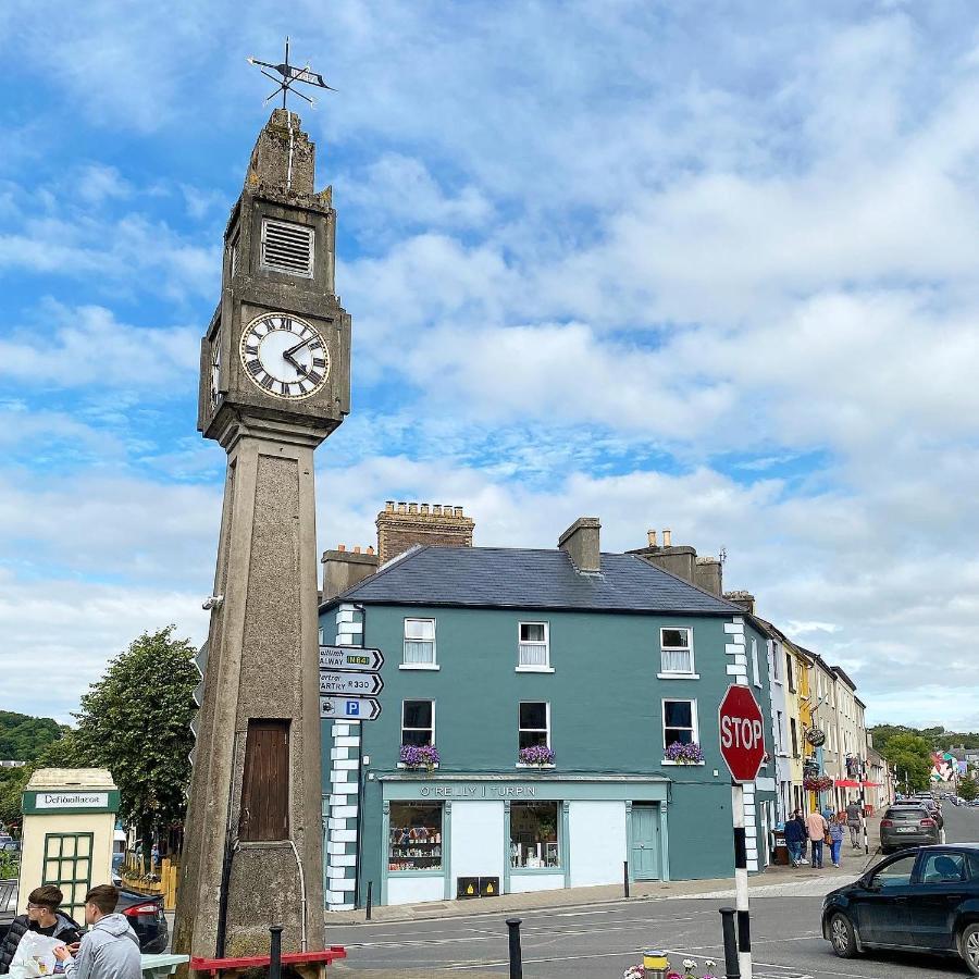 No. 1 Bridge Street Apartment Westport Luaran gambar