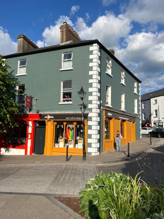 No. 1 Bridge Street Apartment Westport Luaran gambar